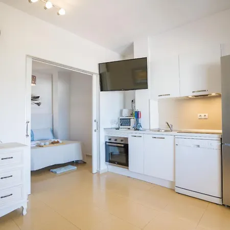 Orlando Complex 85 Sea View Apartment *