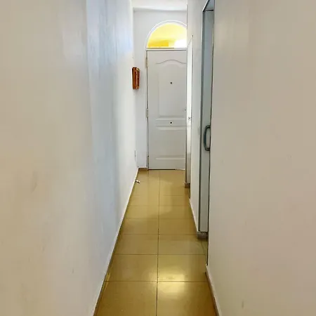 Orlando Complex 85 Sea View أذيخي